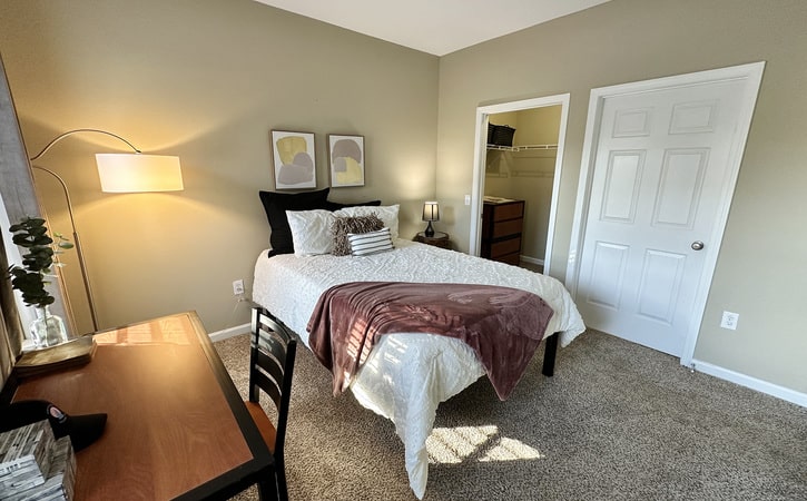 campus edge raleigh off campus apartments near nc state platinum floor plan fully furnished private bedroom walk in closet